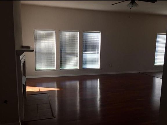 5th image of 26064 Wimbledon Ave