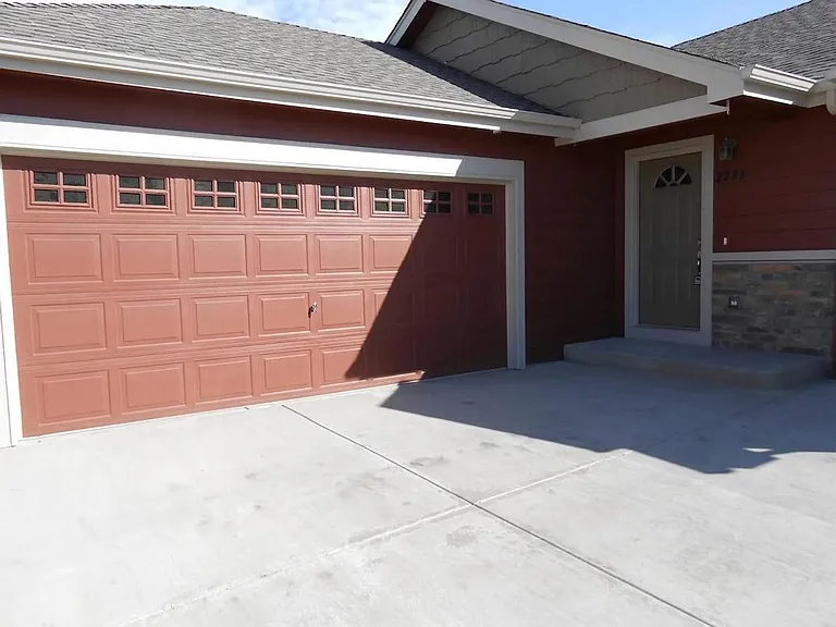 2288 Sopris Cir — Photo 2