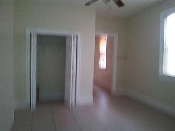 3rd image of 3053 Orleans Ave