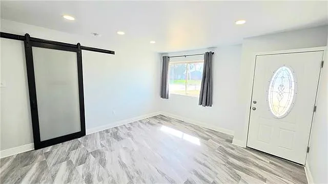 2 bed, 1.0 bath, 803 sqft, $1,500 — Photo 3
