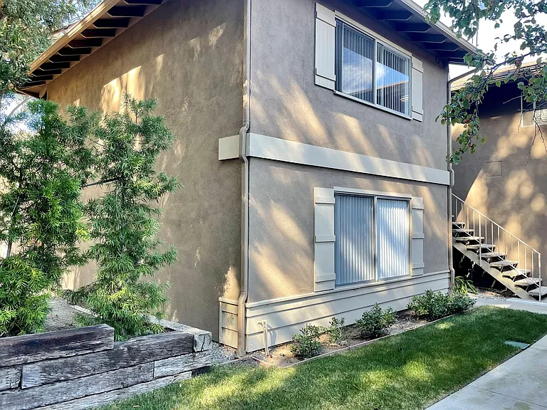 2132ViaCaminoVerde — Photo 2