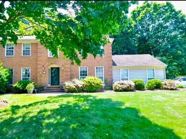 5601 Wood Thrush Ct, Fairfax, VA 22032