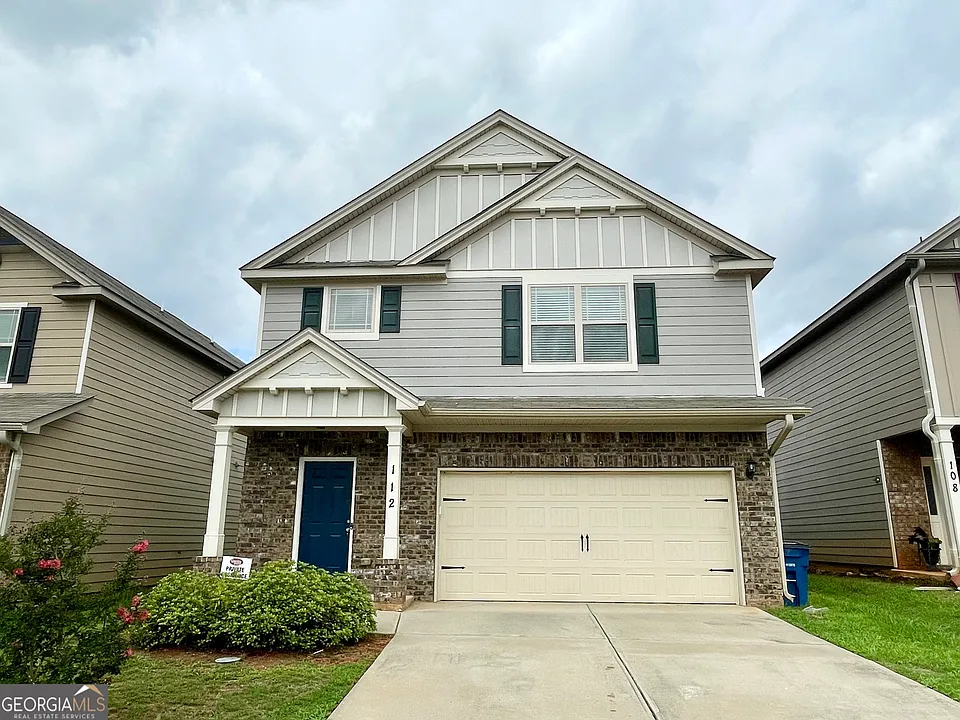 112 Leland Ln