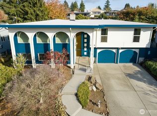 1825 N Lenore Drive, Tacoma, WA 98406