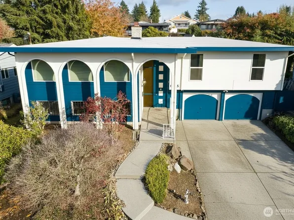 1825 N Lenore Drive, Tacoma, WA 98406
