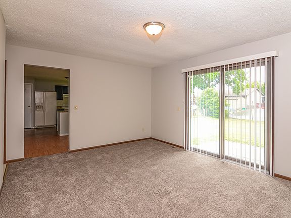 5th image of 2947 Pacific Park Dr