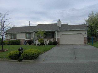 24 Woodland Dr, Augusta, KS 67010