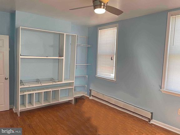 2nd image of 5400 Spruce St Floor 2