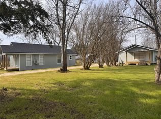 22085 Madison St, Bedias, TX 77831