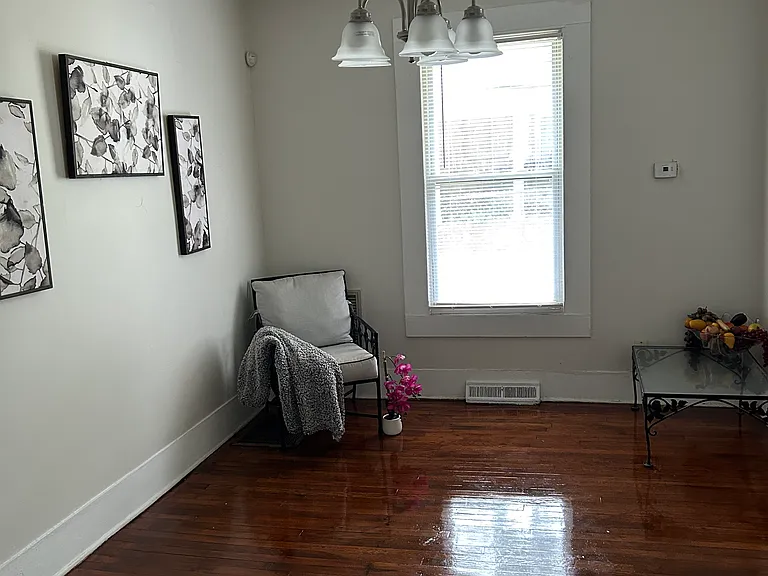 2616 Chestnut St — Photo 3