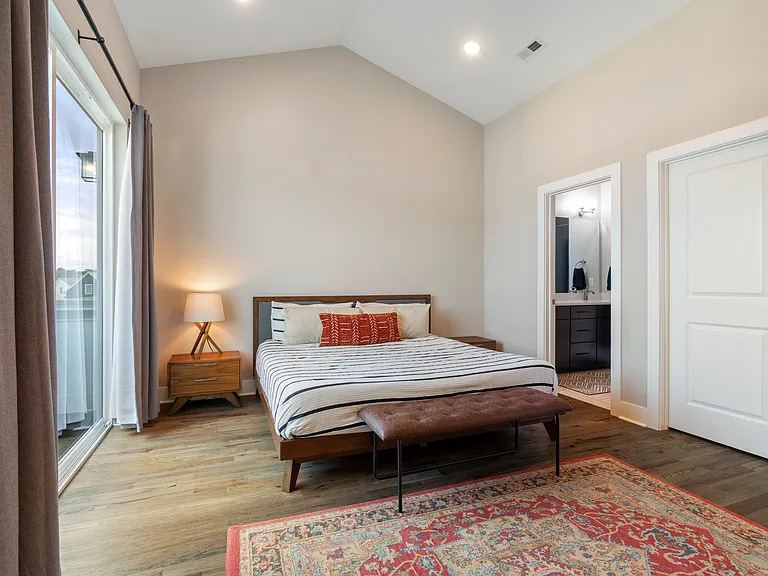 1705 Adams St — Photo 3
