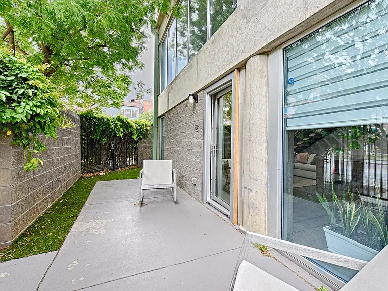1001 Belleview St #104 — Photo 14