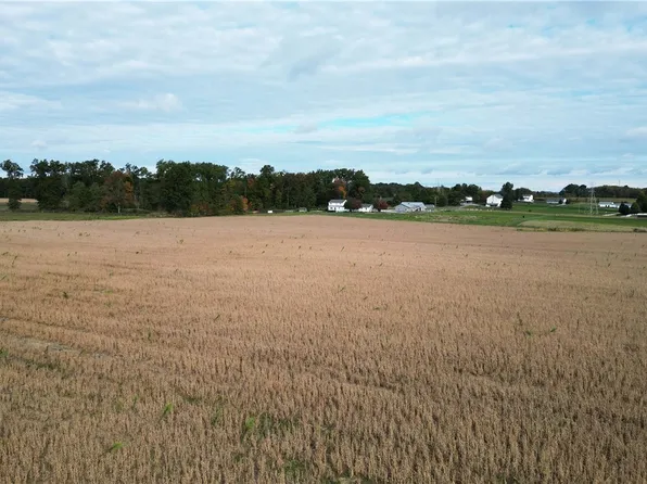 Carr Rd, Apple Creek, OH 44606