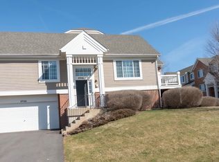 8946 Disbrow St #8946, Huntley, IL 60142