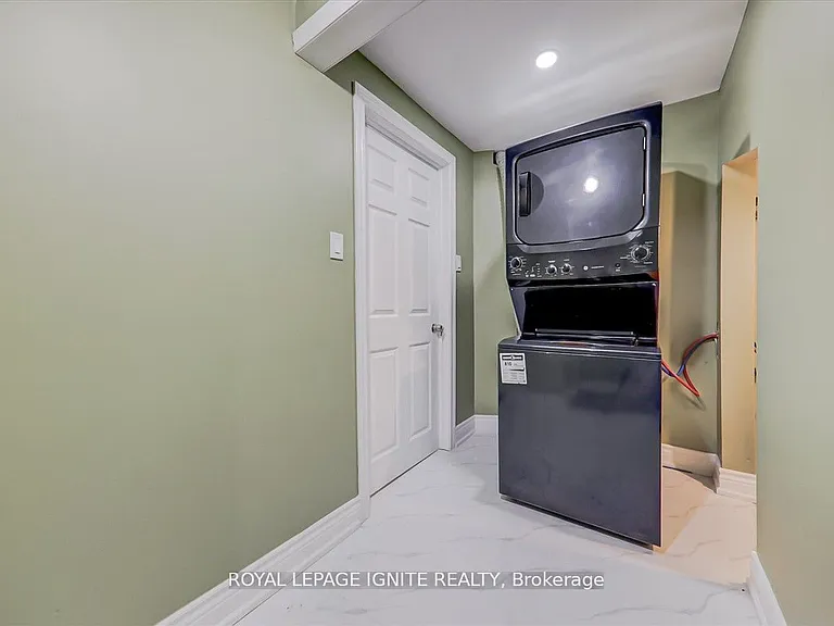 38 Loradeen Cres #BASEMENT — Photo 15