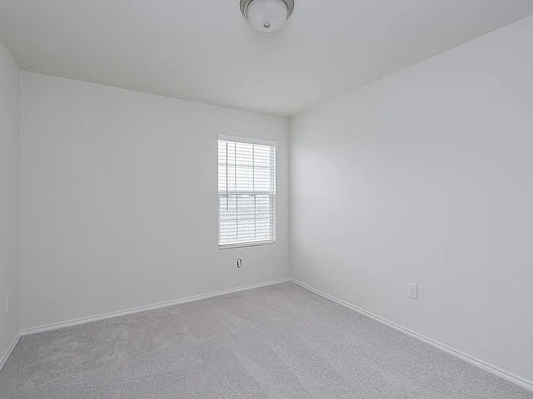 321 Hopson St — Photo 10