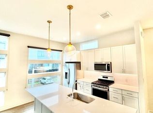 2528 N Fitzhugh Ave APT 102, Dallas, TX 75204