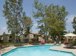 22 Bear Paw APT 51C, Irvine, CA 92604