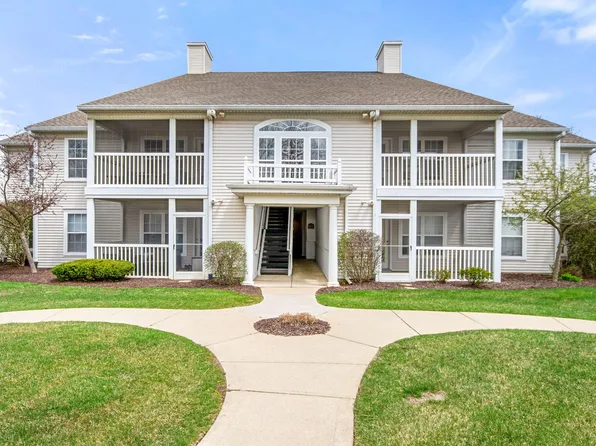 1137 Joyce Ln, Ann Arbor, MI 48103