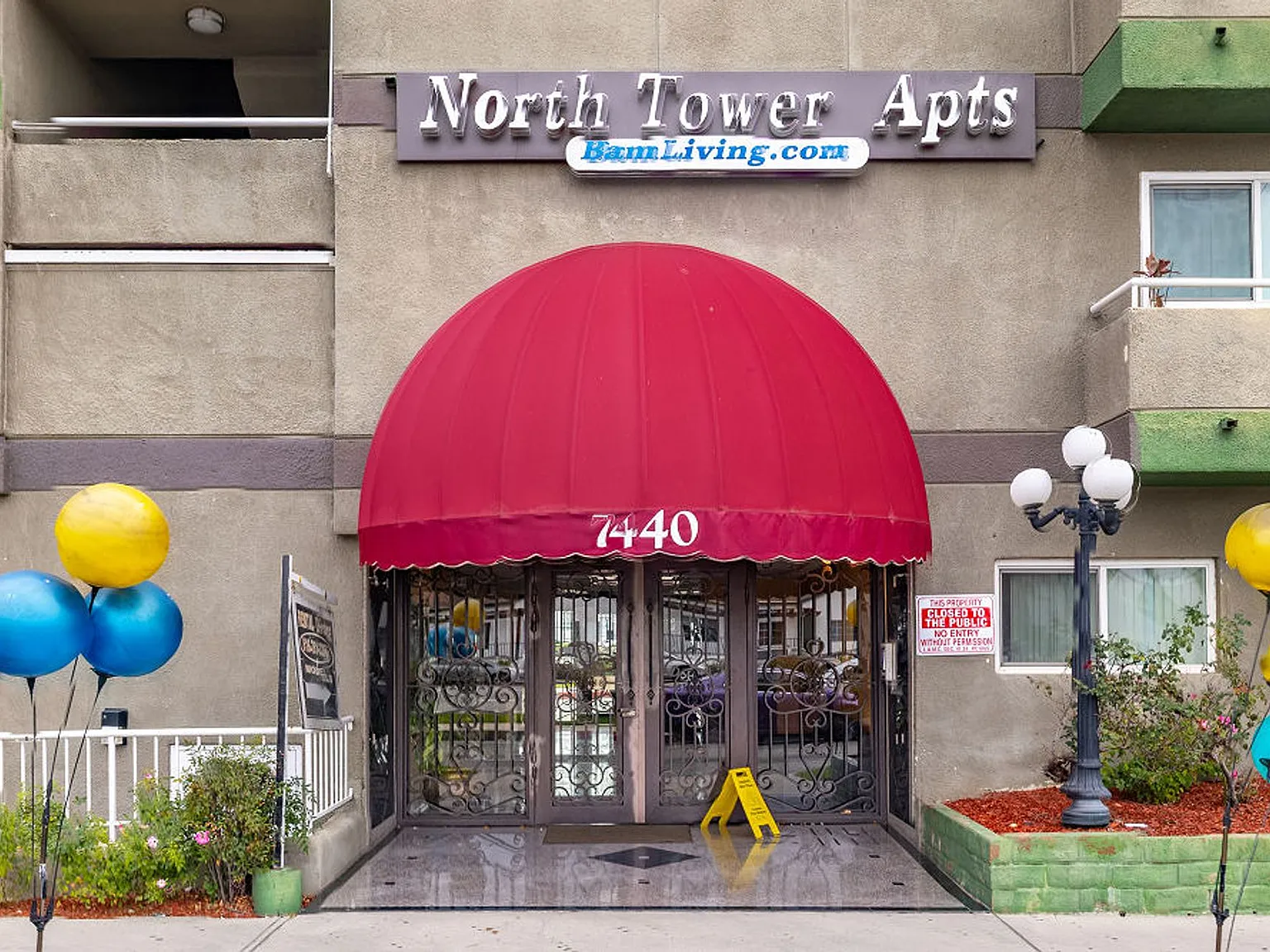 North Tower Apts — Photo 2