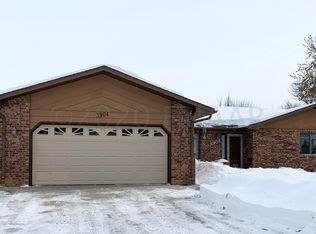 3904 3rd St S, Moorhead, MN 56560