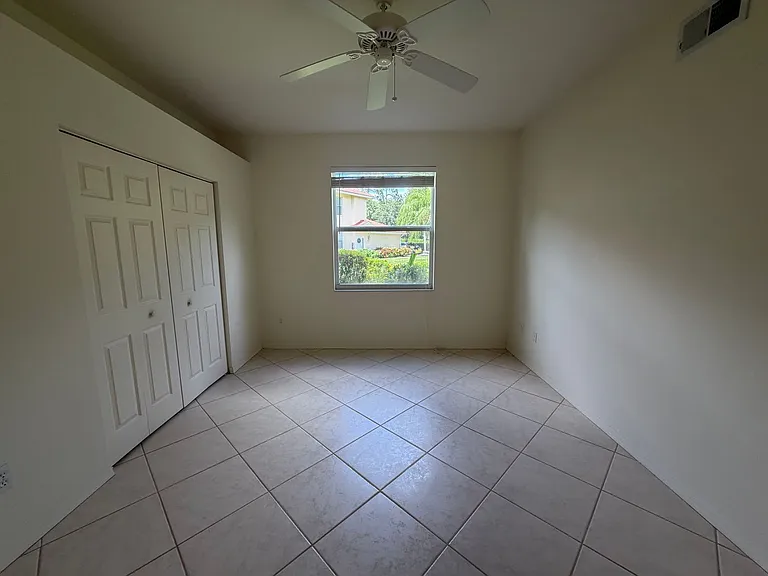 330 Robin Hood Cir #102 — Photo 20