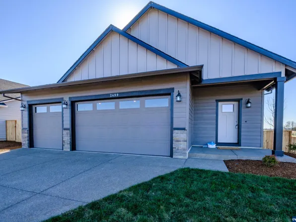 2499 W 10th Ave, Junction City, OR 97448