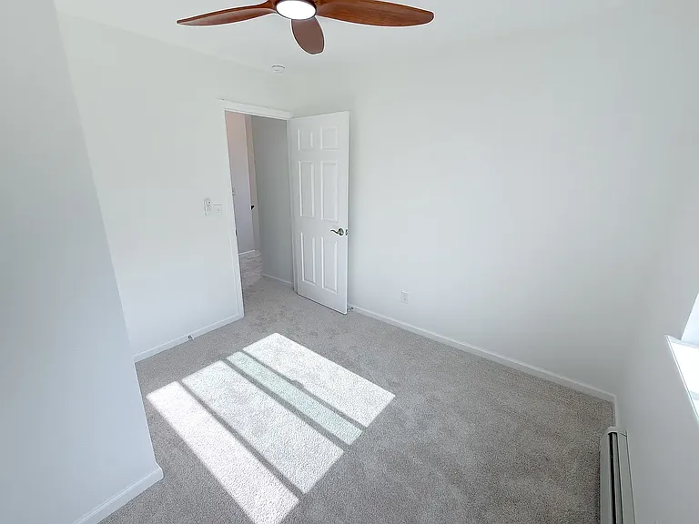 80 Haney Rd — Photo 11