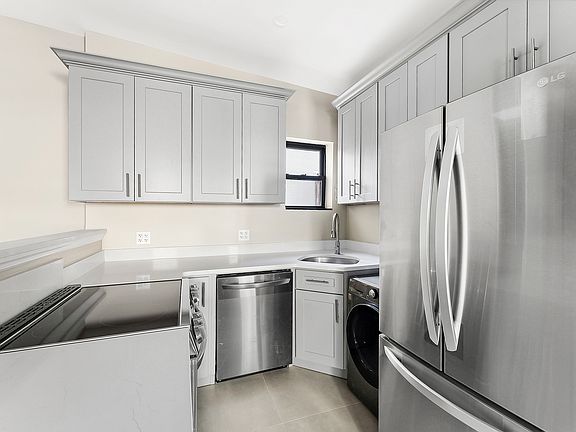 4th image of 68 W 13th St #2