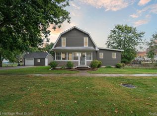 216 N Smt, Webberville, MI 48892
