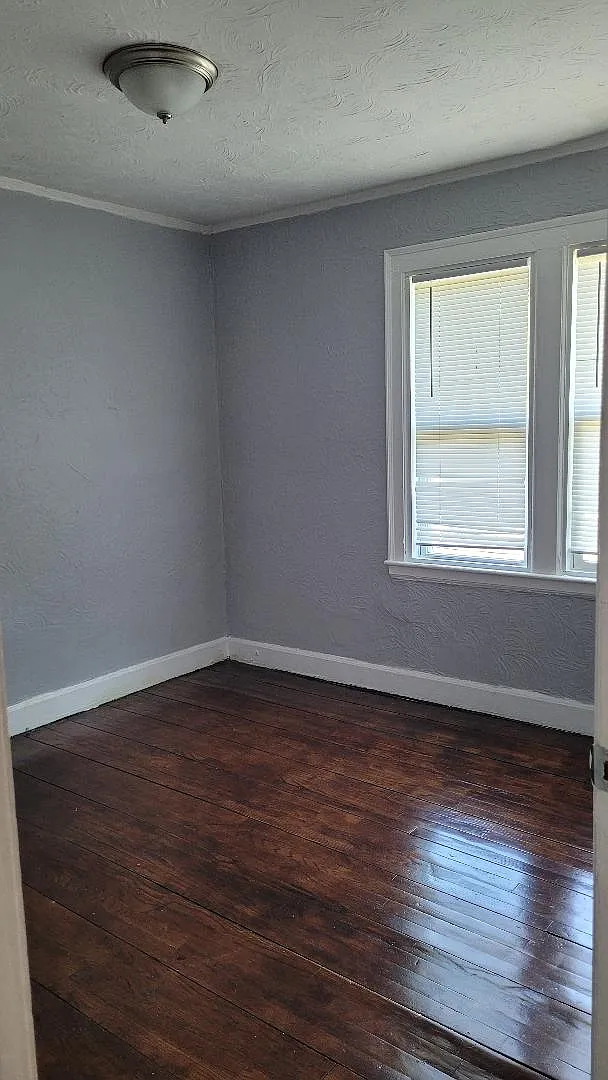 2 bed, 880 sqft, $1,000 — Photo 3