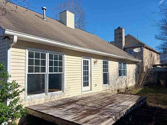 2nd image of 105 The Vinings Dr