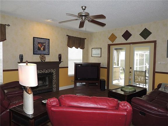 5th image of 1910 Alafia Oaks Dr
