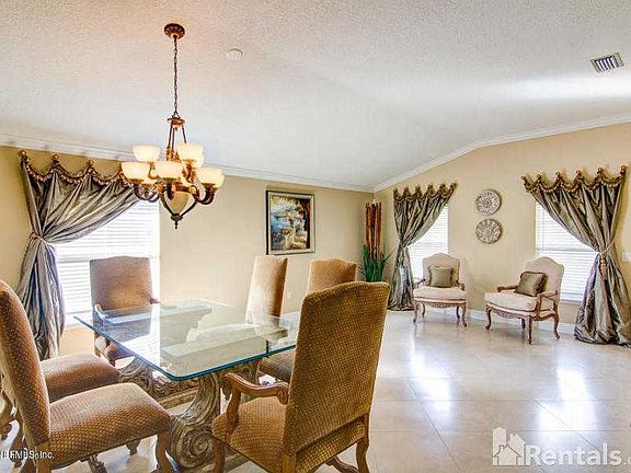 3rd image of 1589 E Windy Willow Dr