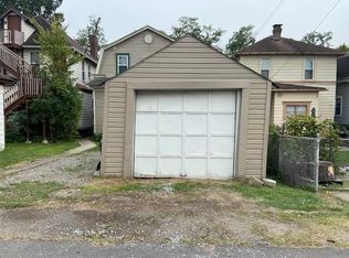 24 Federal Ave, Carnegie, PA 15106