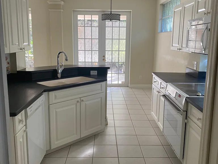 60 Arbor Oaks Dr — Photo 8