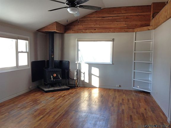 4th image of 233 N Carrington Ave