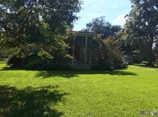 7769 False River Rd, Oscar, LA 70762