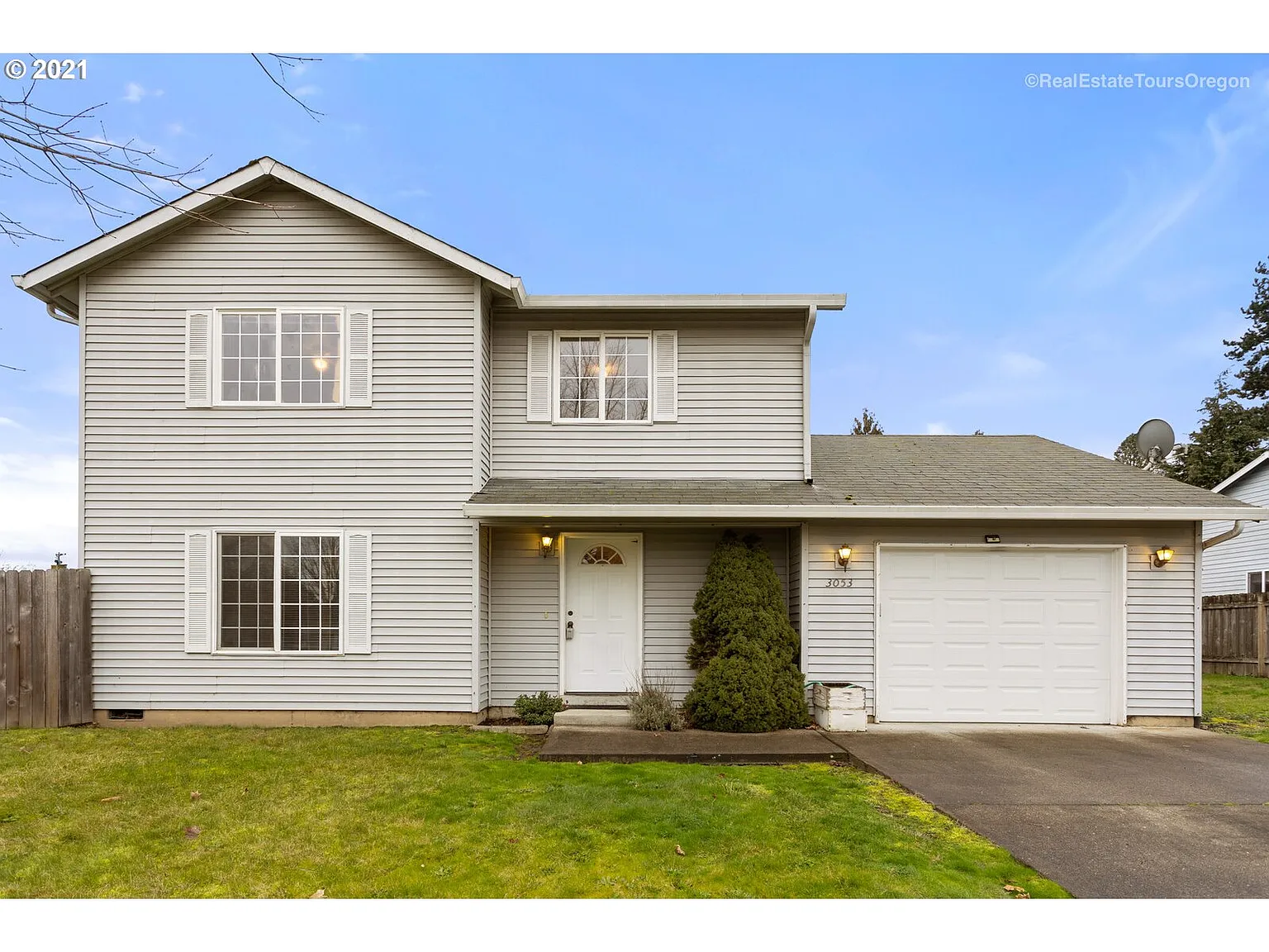 3053 Ash St photo 1