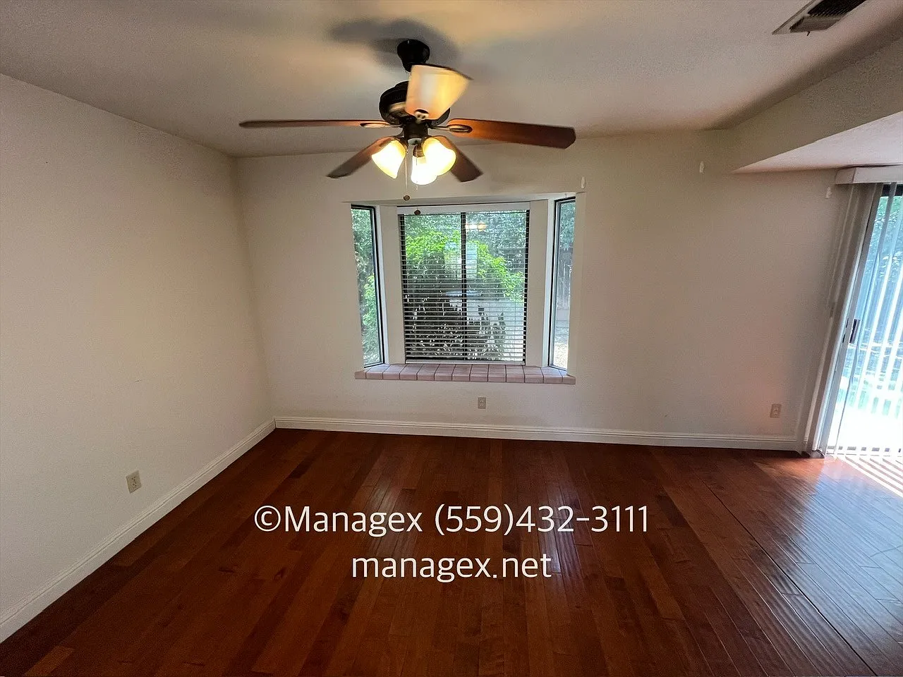 3 bed, 2.5 bath, 1655 sqft, $2,150 — Photo 4