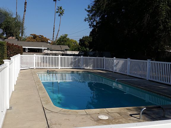 fenced pool