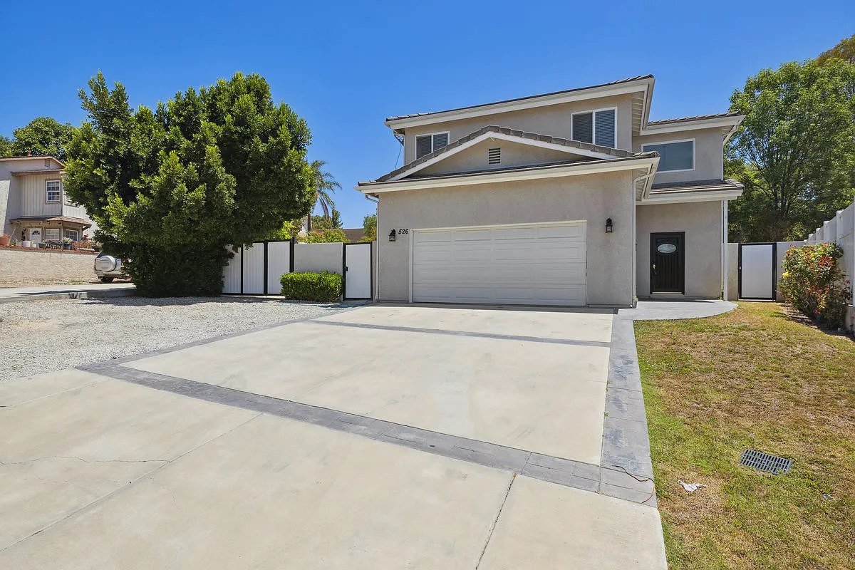 Building Photo - 526 Houston Dr