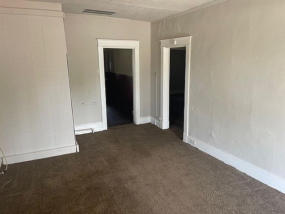 2nd image of 2356 Chelsea Ave