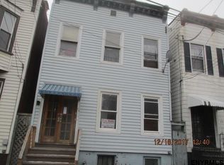 23 Robin St, Albany, NY 12206
