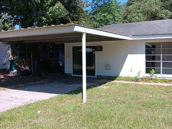 2nd image of 512 Crepe Myrtle Ave