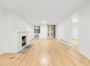 313 W 29th St APT B, New York, NY 10001