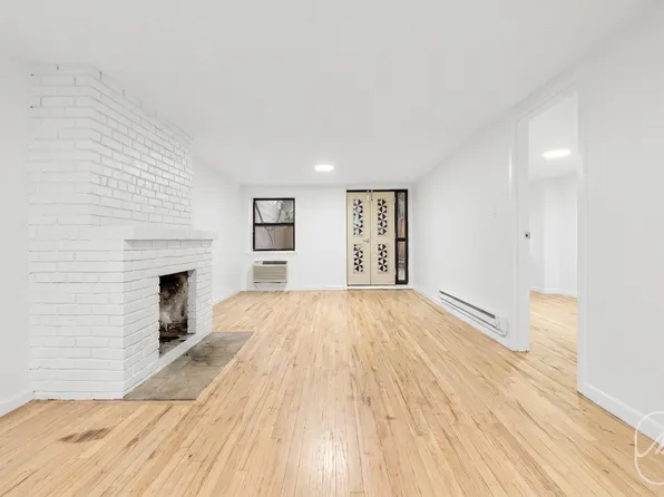 313 West 29th Street image 1 of 14