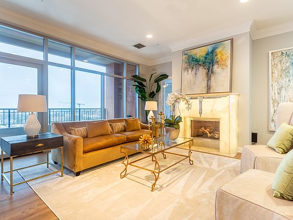 3rd image of 2828 Hood St #1107H