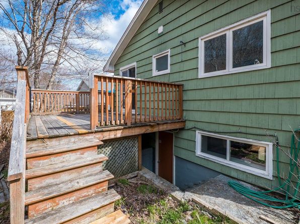 9 Kidston Rd, Halifax, NS B3R 2A5