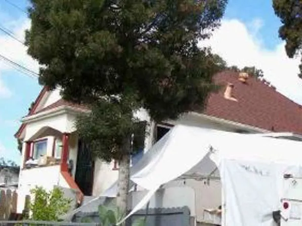 7039 Lacey Ave, Oakland, CA 94605